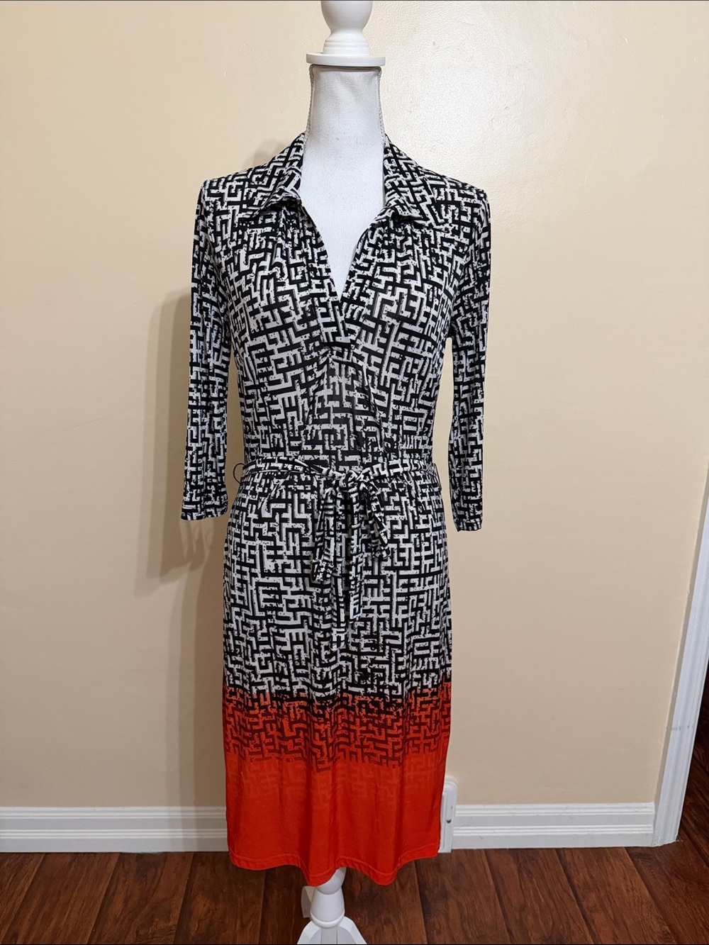 Mlle Gabrielle Geometric Print Shift Dress